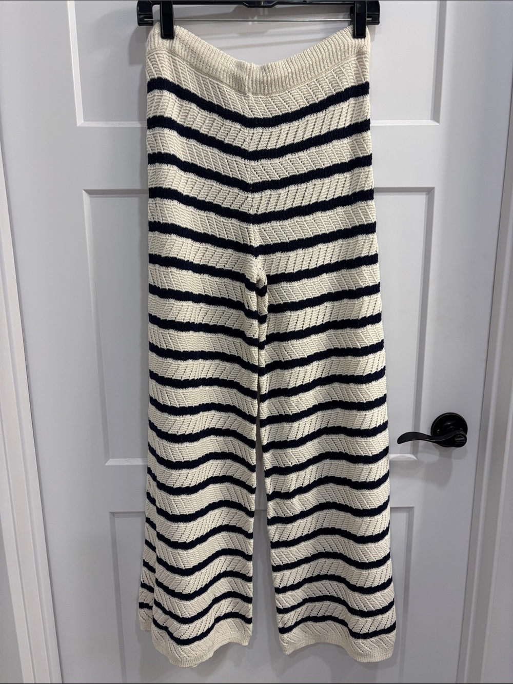 aerie Cream and Navy Striped Knit Wide-Leg Pants size medium - Picture 5 of 6